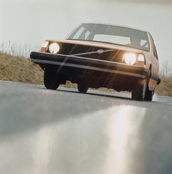 5844_VESC_Volvo_Experimental_Safety_Car